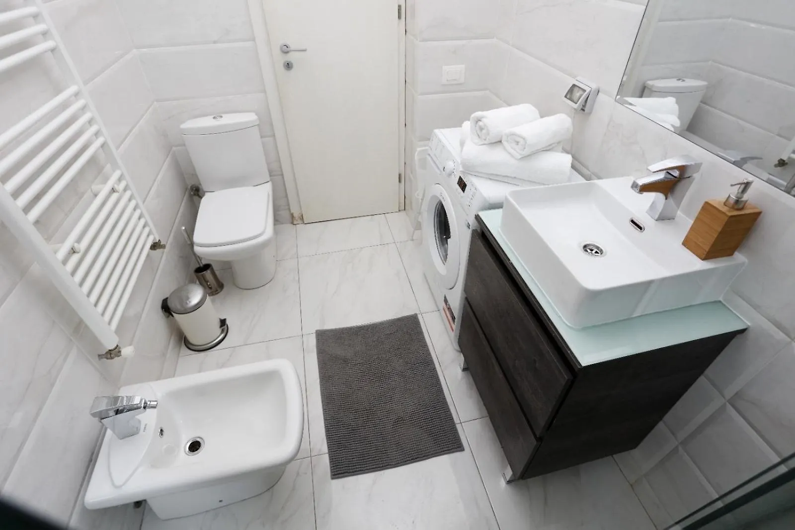 Apartment City Center Studio Bucharest